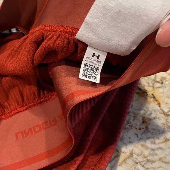 UNDER ARMOUR Journey Ribbed Shorts - Picture 10 of 14